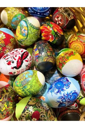 25 Pysanka Plastic Egg